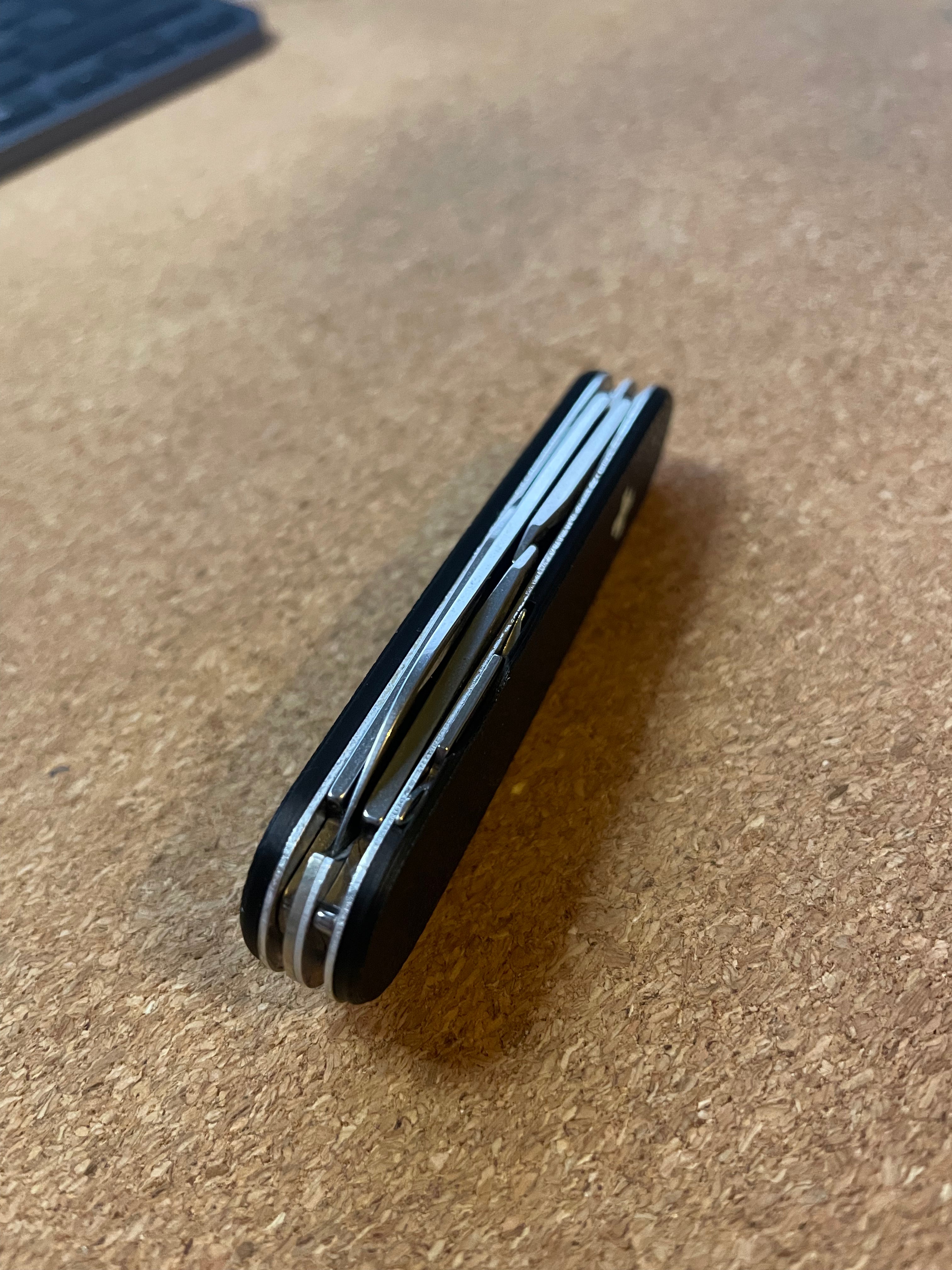84mm SAK Quattro scale