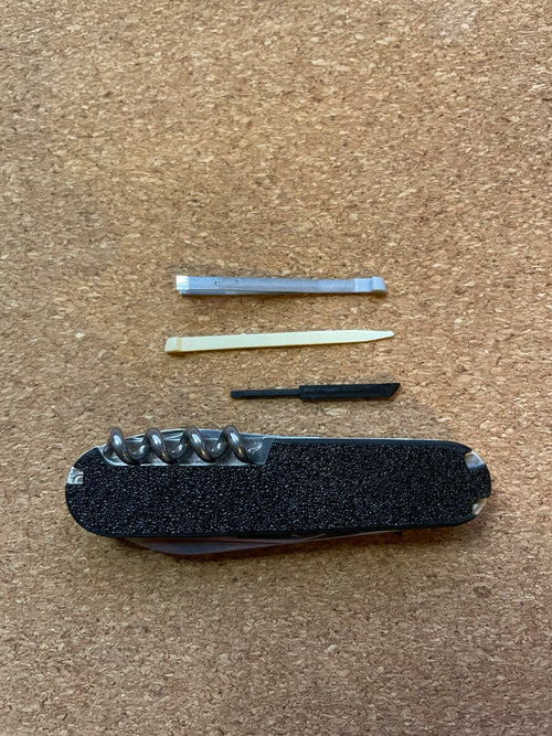 84mm SAK Quattro scale